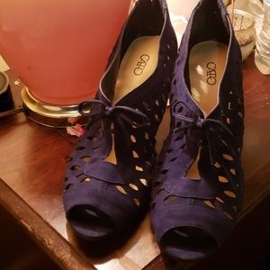 Navy  Blue Heels Size 9W